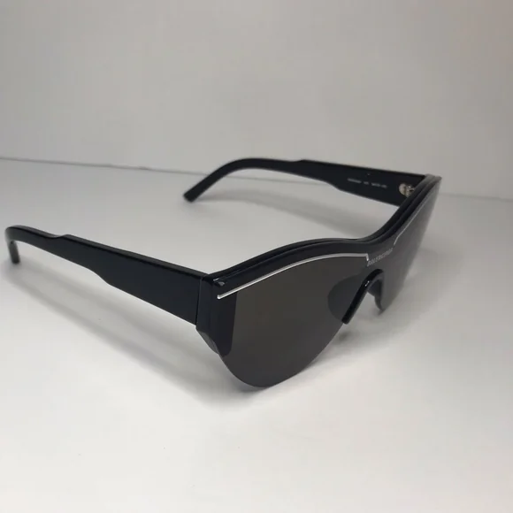 New  - 💯 Original  BALENCIAGA61MM Shield Sunglasses - Picture 4 of 11